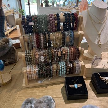 El Huitzilli                            - Bracelets. - Gemstones & Minerals Near Me - Fairfax, California