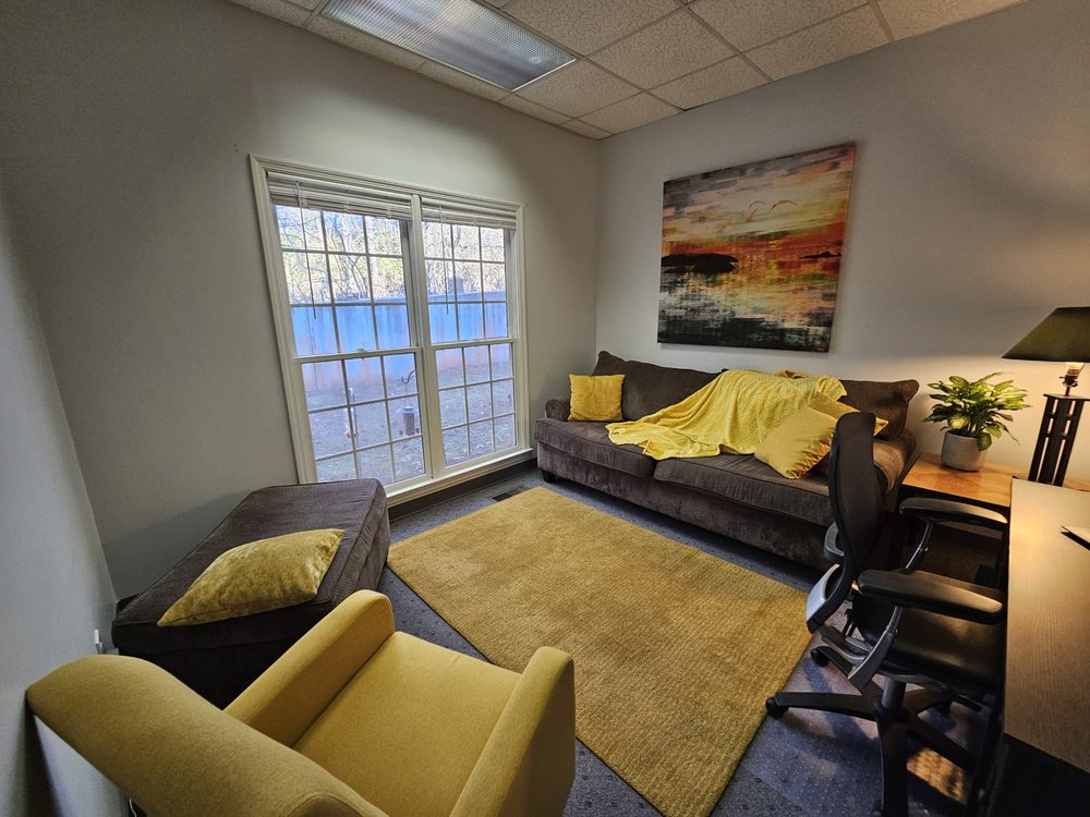 Sunny Days Therapeutics - grief counselor in Watkinsville, GA