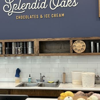 Splendid Oaks Chocolates - Inside of shop - Chocolatiers & Shops Near Me - Waco, Texas