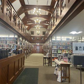 Norman Williams Public Library - Libraries Near Me - Woodstock, Vermont