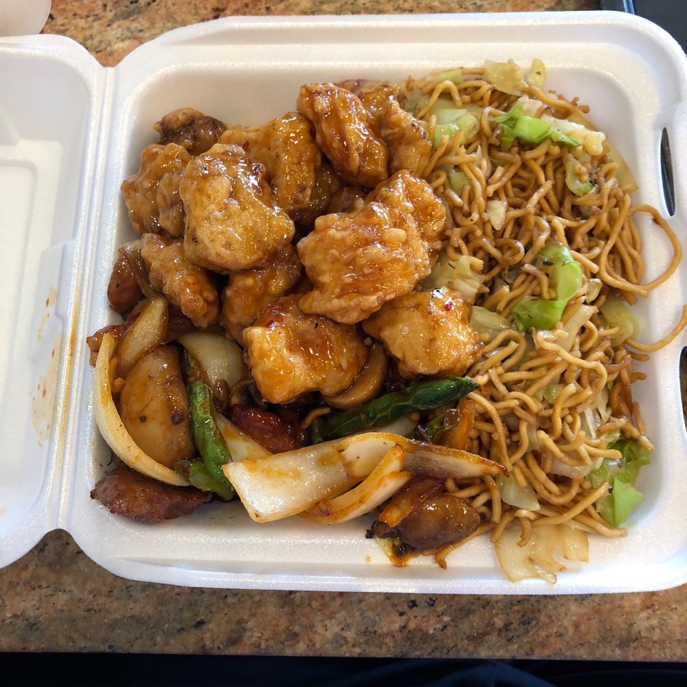 Panda Express - Orange chicken and chow mein - Chinese Near Me - Woodland, California Panda Express - Orange chicken and chow mein - Chinese Near Me - Woodland, California