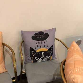 Meetea Cafe- Redmond  - A funny pillow - Desserts Near Me - Redmond, Washington