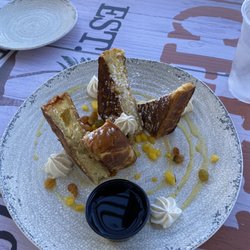 License to Chill Bar & Café - French toast - breakfast