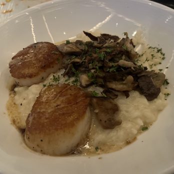 Stateside Kitchen - Scallop risotto - New American Near Me - Nashville, Tennessee Stateside Kitchen - Scallop risotto - New American Near Me - Nashville, Tennessee