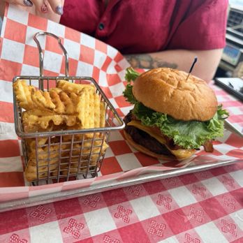 Farmboy Kitchen - Bison burger - American Near Me - Keystone, South Dakota Farmboy Kitchen - Bison burger - American Near Me - Keystone, South Dakota