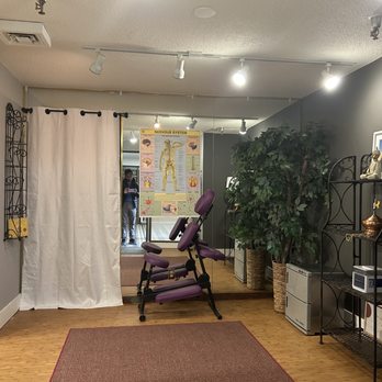 Therapeutic Ayurveda Center - Chair massage and waiting area - Massage Therapy Near Me - Boulder, Colorado Therapeutic Ayurveda Center - Chair massage and waiting area - Massage Therapy Near Me - Boulder, Colorado