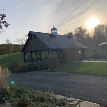 Williams Gap Vineyard - Wineries Near Me - Round Hill, Virginia