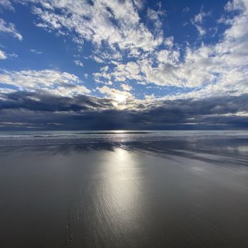 Ogunquit Beach - Beautiful beach - Beaches Near Me - Ogunquit, Maine