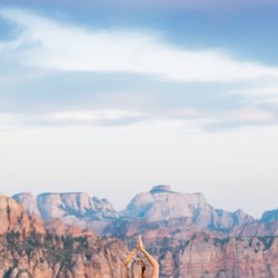 Zion Canyon Yoga - Lauren is such a powerful instructor and Zion is the perfect place for yoga!