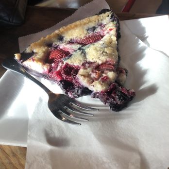 Blueprint Cafe Lounge - Vegan berry tart - Cafes Near Me - Newark, New Jersey Blueprint Cafe Lounge - Vegan berry tart - Cafes Near Me - Newark, New Jersey