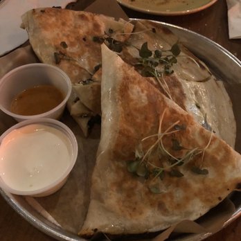 La Carnita - Mushroom quesadilla - Mexican Near Me - Mississauga, Ontario La Carnita - Mushroom quesadilla - Mexican Near Me - Mississauga, Ontario
