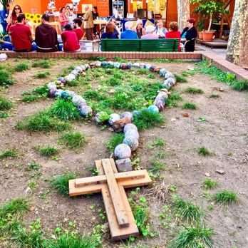 Mercato di Via Osoppo - A giant rosary made with big stones. My NYC friend Marianne like is and I am happy. I will let the Franciscan friars know - Farmers Market Near Me - Milan, Michigan