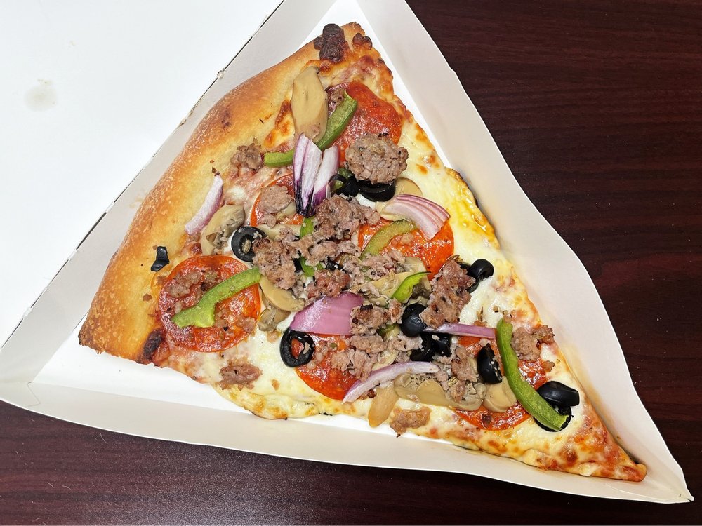 THE PIZZA OVEN Updated October 2024 86 Photos & 58 Reviews 9060