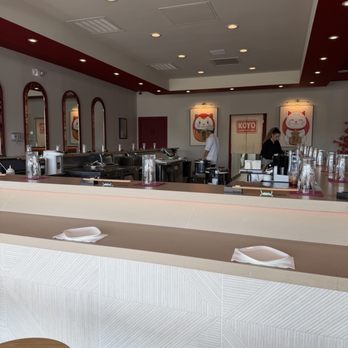 KOYO Hand Roll Bar - Sushi Bars Near Me - Webster, Texas