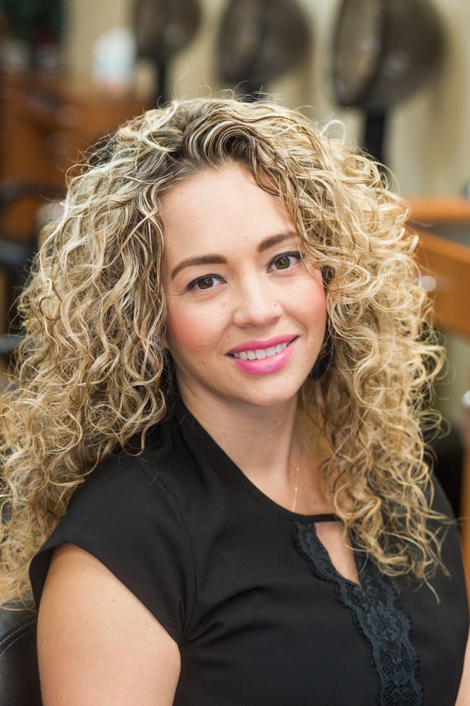 ADVANCED HAIR DESIGN Updated September 2024 43 Photos 3535 SE