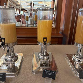 Grand Hotel Dino - Juices at breakfast - Italian Near Me - Baveno, VB