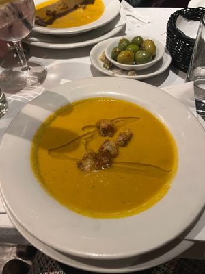 Andrew Edmunds by null