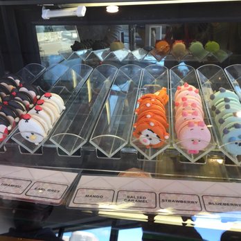 Daan Go Cake Lab - Desserts Near Me - Toronto, Ontario