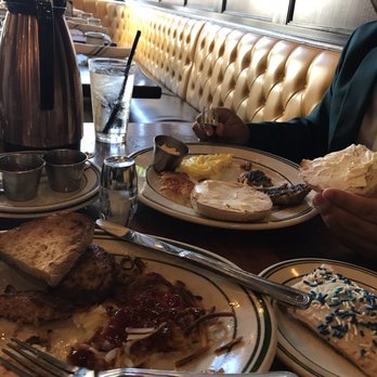 Ted's Bulletin 14th - Breakfast & Brunch Near Me - Washington, DC, District of Columbia
