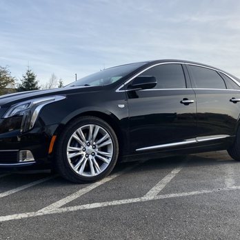 Seaview Limo - Brand New Cadillac Sedan - Limos Near Me - Edmonds, Washington