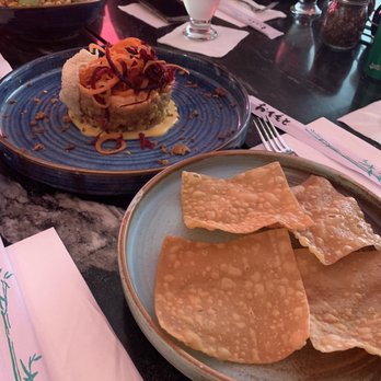 Moma - Salmon - Sushi Bars Near Me - Tijuana, BCN Moma - Salmon - Sushi Bars Near Me - Tijuana, BCN