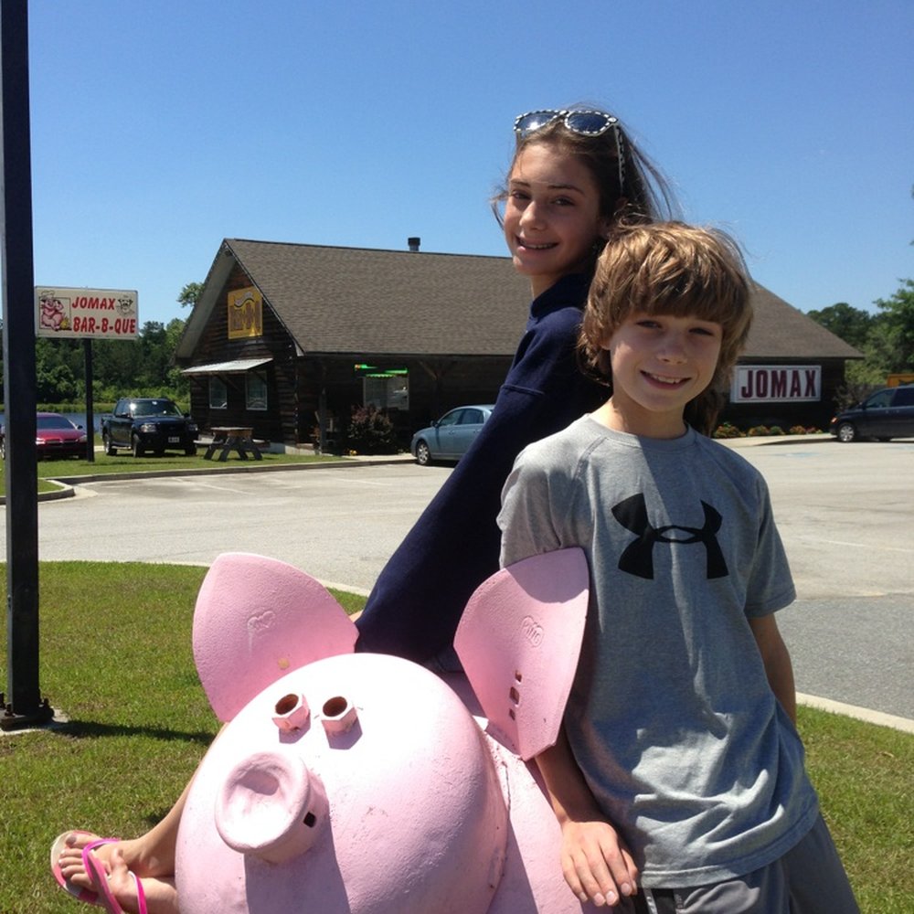 Jomax BBQ - BBQ spot - Barbeque Near Me - Metter, Georgia