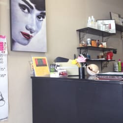 Studio M Salon - Front desk