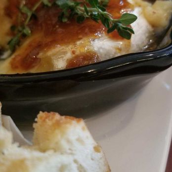 A Grape in the Fog - Brie oh so good - Wine Bars Near Me - Pacifica, California