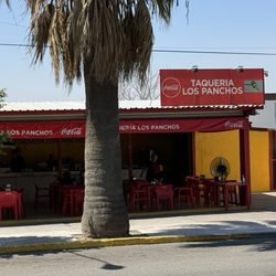 Taqueria Los Panchos - Outside view - love it