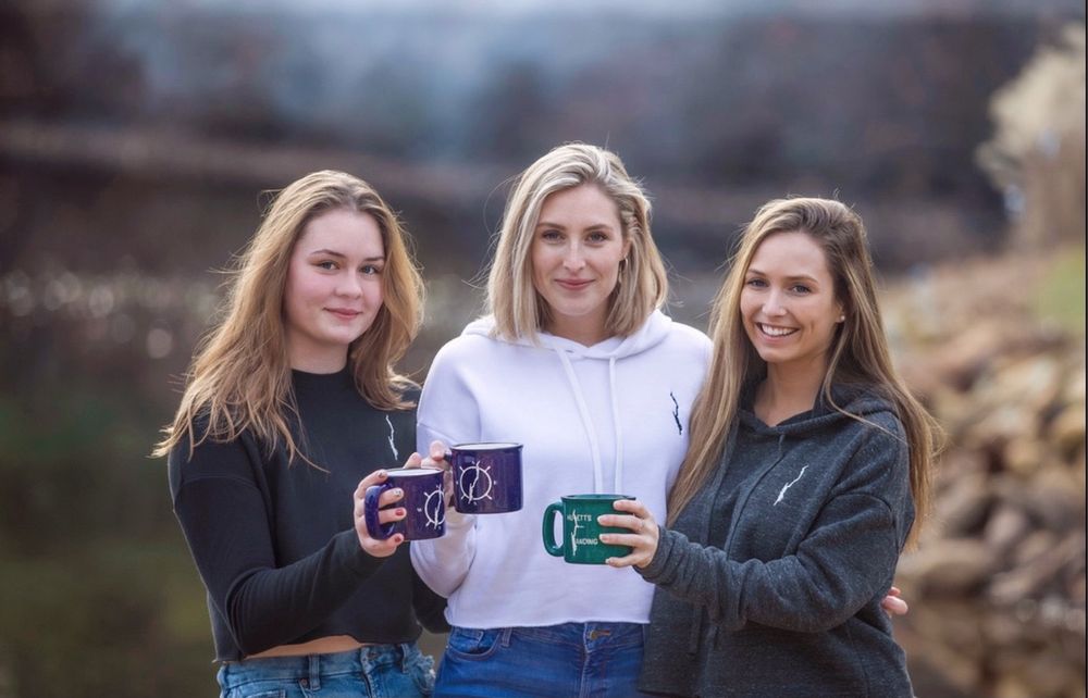 BOLTON LANDING FARMERS MARKET Updated October 2024 5 Cross St