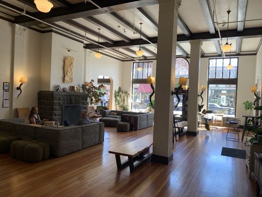 SCP Redmond Hotel by null