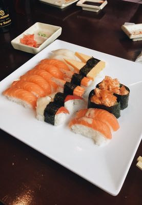 Jt Sushi Takeout Delivery 10 Reviews Sushi Bars 225 Lakeshore Drive North Bay On Restaurant Reviews Phone Number Yelp