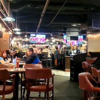Stan's Restaurant & Bar - Ambiance - Seafood Near Me - Washington, DC, District of Columbia Stan's Restaurant & Bar - Ambiance - Seafood Near Me - Washington, DC, District of Columbia
