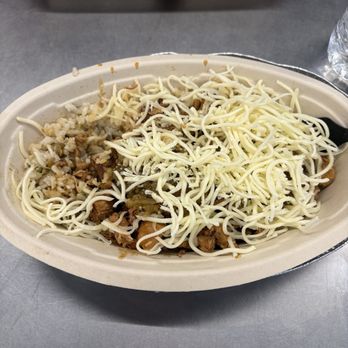 Chipotle Mexican Grill - Chicken bowl - Fast Food Near Me - North Conway, New Hampshire