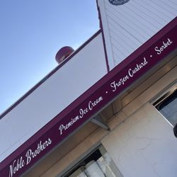 Noble Brothers Burger Shop - Noble Brothers Ice Cream building