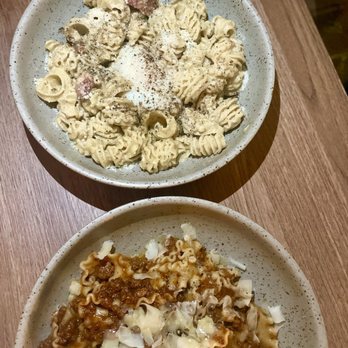 Dovetail - Carbonara (white) and bolo (red) - American Near Me - Vancouver, British Columbia Dovetail - Carbonara (white) and bolo (red) - American Near Me - Vancouver, British Columbia