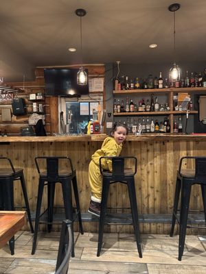 Austin's Restaurant by null