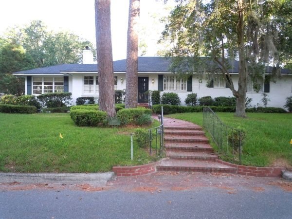Slide of Alan Taylor Roofing