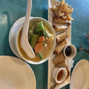 Sandee Thai Restaurant - Appetizer assortment with tom ka - Thai Near Me - Silverton, Oregon