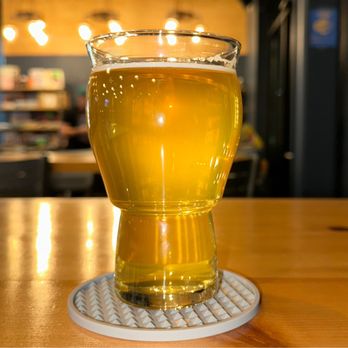 Gizmo Brew Works - Durham - Beer (Bartenders Choice) - Beer Gardens Near Me - Durham, North Carolina