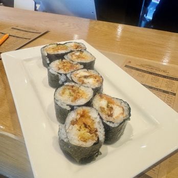 Onori Hand Roll Bar - Soft shell crab roll was enjoyable - Sushi Bars Near Me - Temecula, California