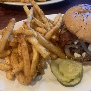 LEAKY ROOF - Updated January 2026 - 237 Photos & 348 Reviews - 1538 SW