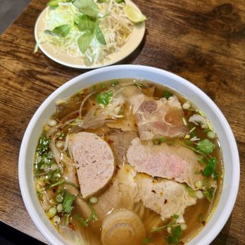 Aroma Pho - Bun Bo hue - Vietnamese Near Me - Omaha, Nebraska