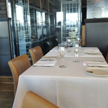 Towne380 - Wine Bars Near Me - Laval, Quebec Towne380 - Wine Bars Near Me - Laval, Quebec