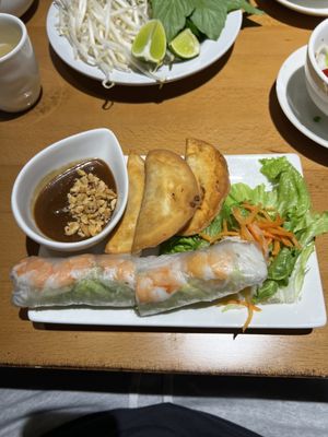 Pho Ngon by null