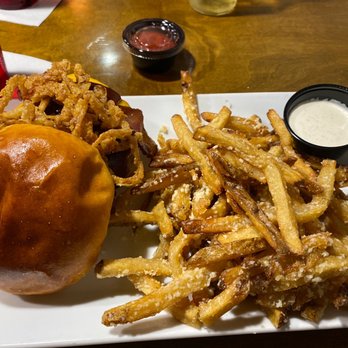 80/20 Burger Bar - Alamo burger - American Near Me - Norfolk, Virginia 80/20 Burger Bar - Alamo burger - American Near Me - Norfolk, Virginia