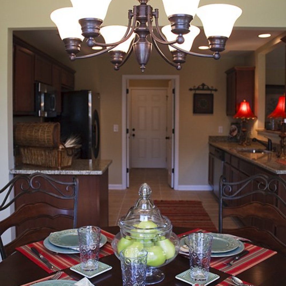 Creekside Village - Patio home - Dining room - Real Estate Near Me - Weaverville, North Carolina Creekside Village - Patio home - Dining room - Real Estate Near Me - Weaverville, North Carolina