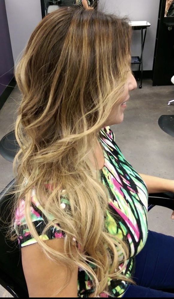 SALLY BEAUTY SUPPLY Updated August 2024 43 Reviews 5440 Woodruff