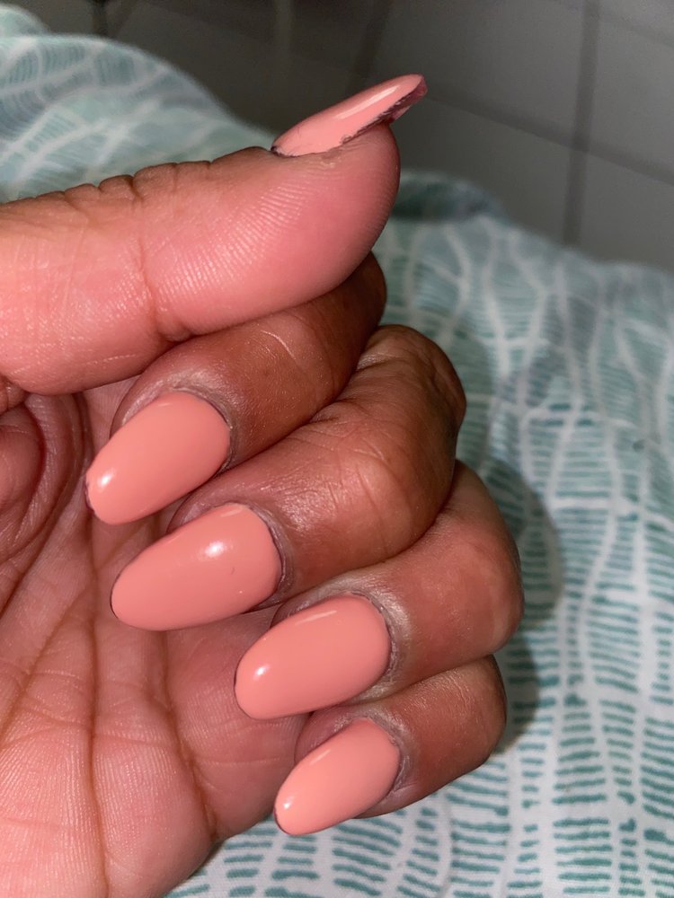 Regal Nails Image