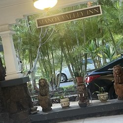 Manoa Inn - Lobby/valet
